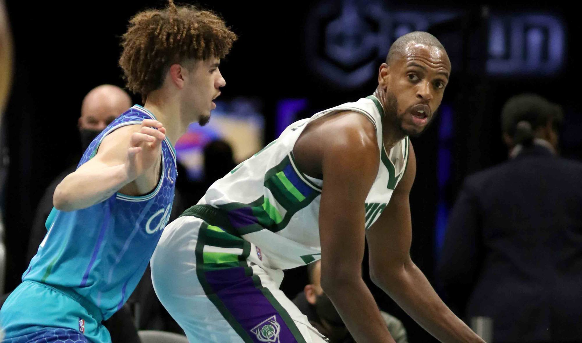 关于夏洛特黄蜂国际比赛日门线救险；志在法国杯名次提升；媒体盛赞；球队文化再被提及的信息