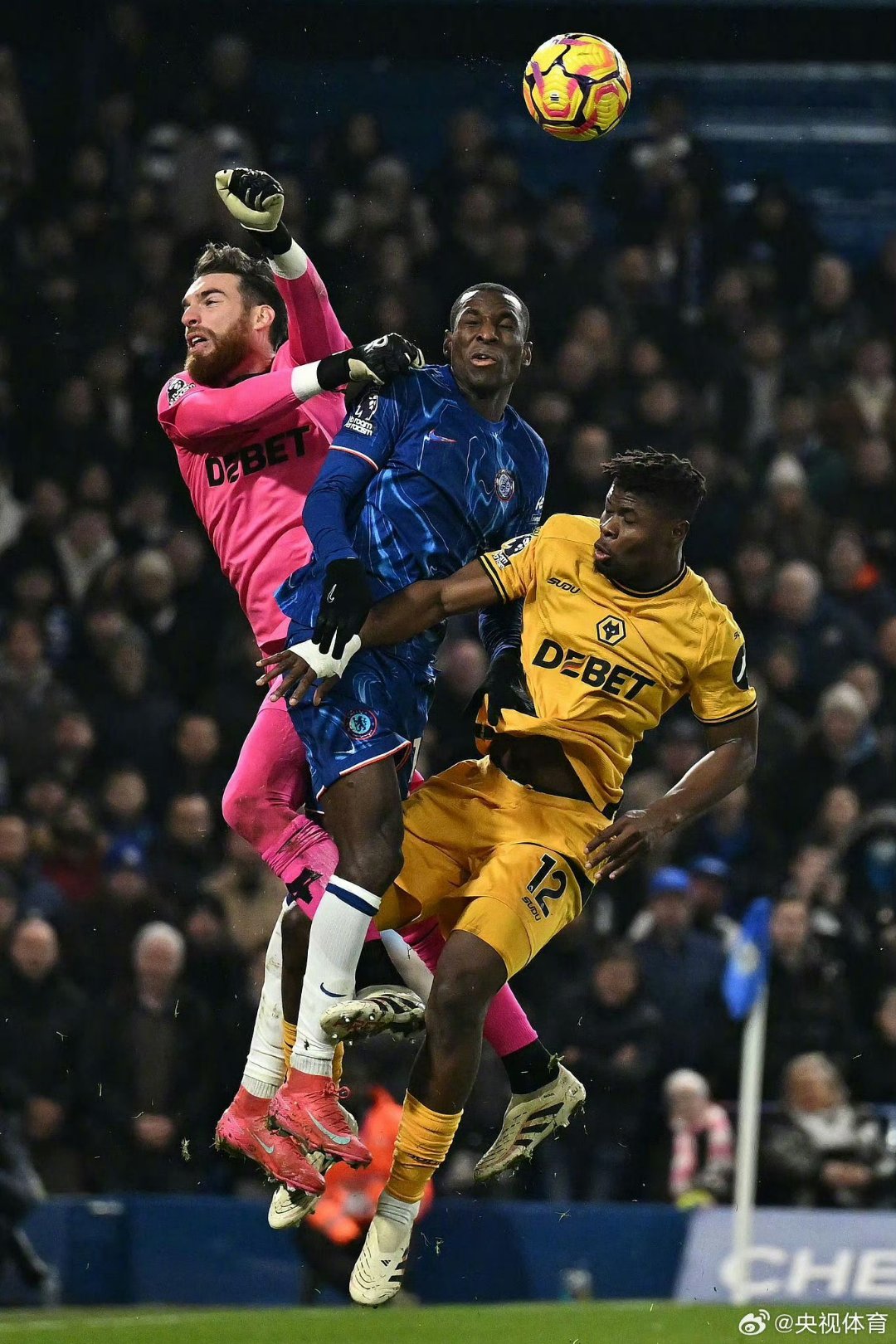 发布不当言论属于什么罪