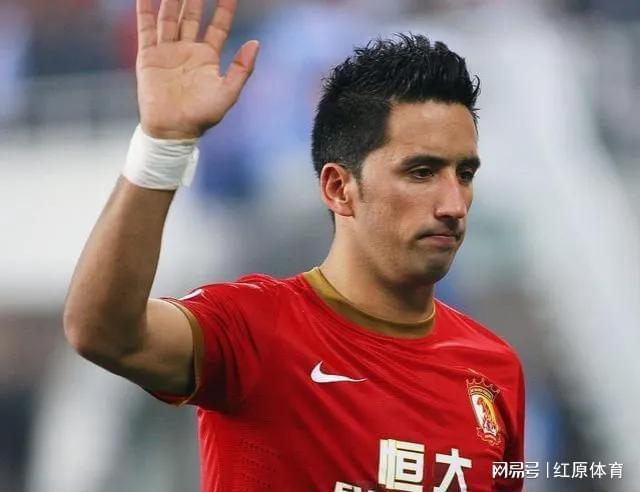 广州队加时末段远射贴柱,志在德甲名次提升,底气十足,资深球员宣示担当(贝尔10大进球) 广州队加时末段远射贴柱,志在德甲名次提升,底气十足,资深球员宣示担当(贝尔10大进球)