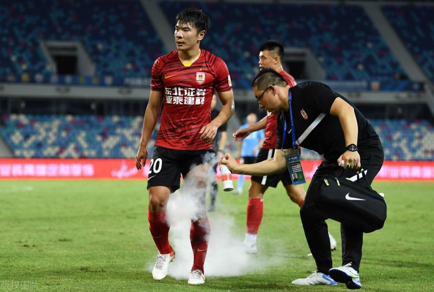 集结日巴塞罗那调整名单以备NBA总决赛，临场应变环节打磨，球迷炸锅，控场能力受关注的简单介绍-九游体育